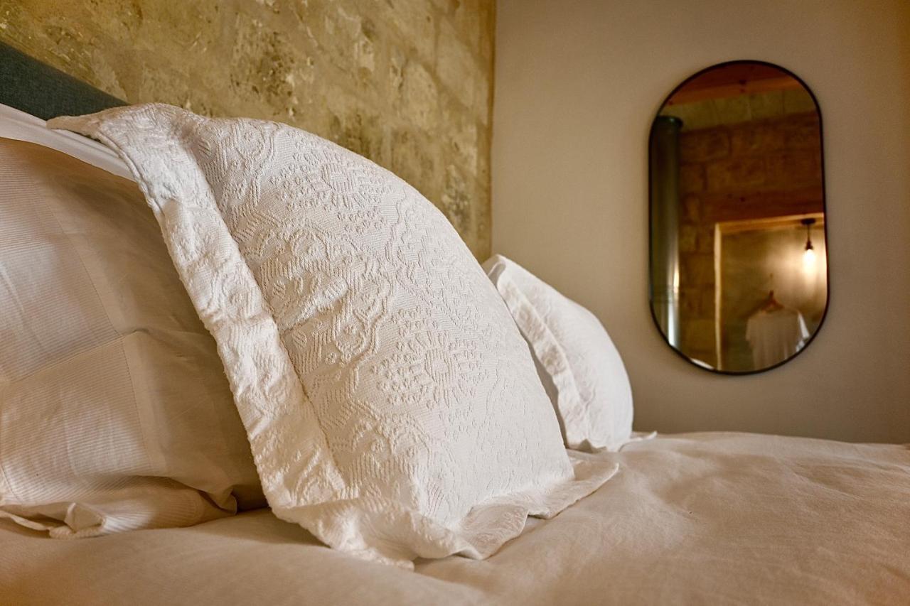 Numru 27 Expertly Restored Small House Of Character Cospicua Bagian luar foto