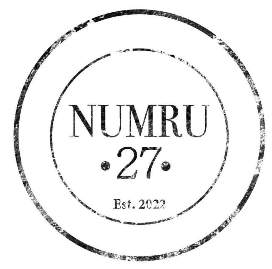 Numru 27 Expertly Restored Small House Of Character Cospicua Bagian luar foto